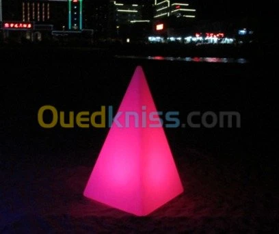 Location mobilier et mobilier lumineux