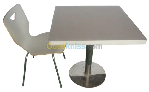 Location mobilier et mobilier lumineux