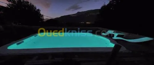 Gloowing pools