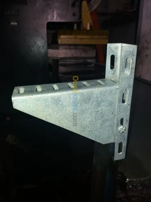 Fabrication Chemin de câble