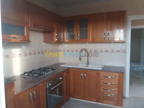 مطابخ مجهزة حسب القياس بأذواق مختلفة