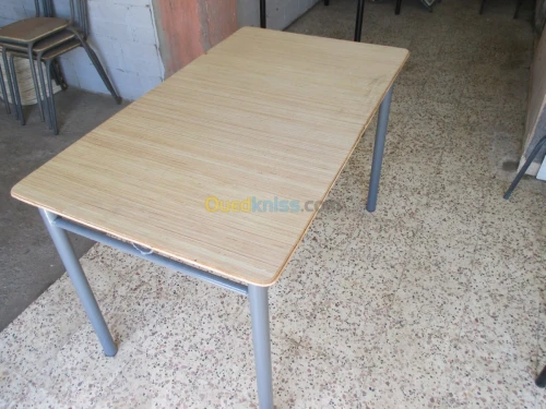 fabrication de chaise et table scolair