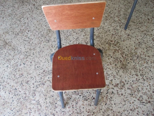 fabrication de chaise et table scolair