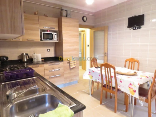 Location vacances Appartement F3 Oran Oran