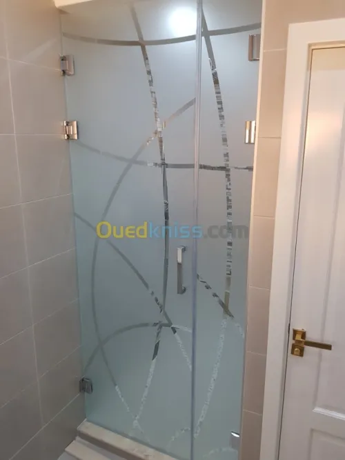 CABINE DE DOUCHE 