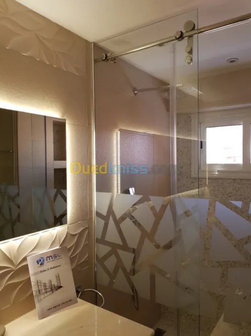CABINE DE DOUCHE 