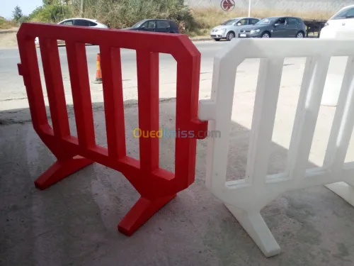 BALISE POUR  TRAVAUX DE CHANTIER