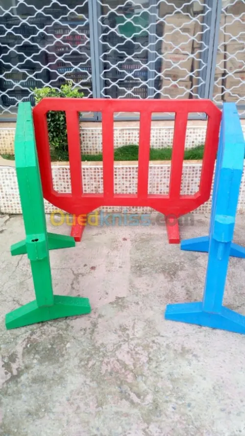 BALISE POUR  TRAVAUX DE CHANTIER