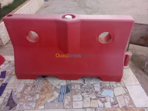 BALISE POUR  TRAVAUX DE CHANTIER