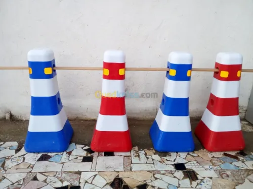 BALISE POUR  TRAVAUX DE CHANTIER