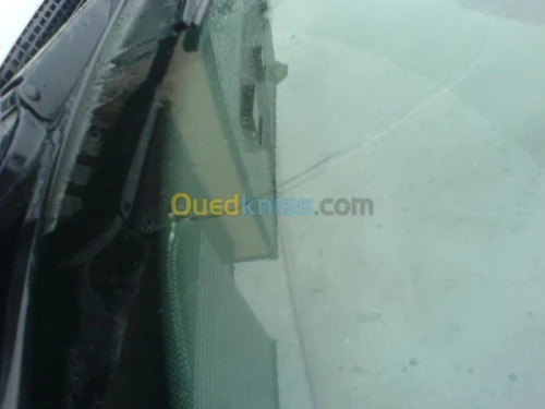 تلحيم و تصليح زجاج للسيارات 