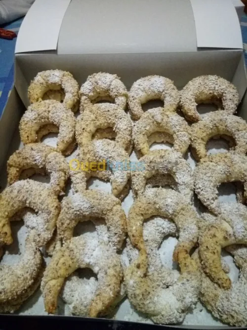 Gâteaux et Salés et Msemen
