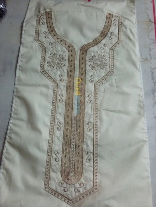 BRODERIE 
