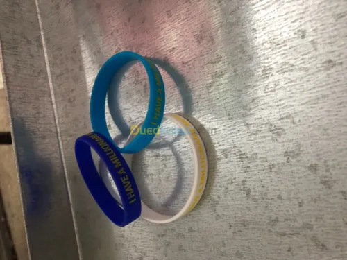Bracelet silicone et port clé. 3D & 2d