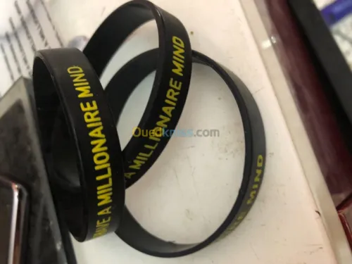 Bracelet silicone et port clé. 3D & 2d