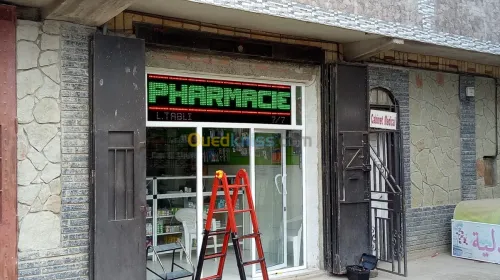 afficheurs et panneaux publicitair LED