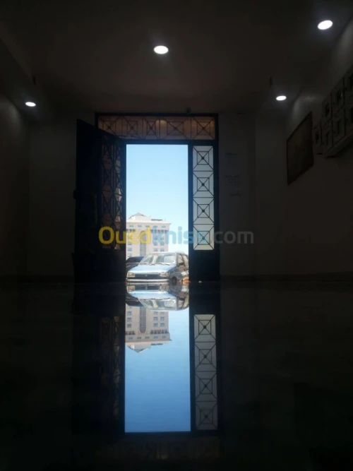 TRAVAUX FINITION PONCAGE NETOYAGE ....