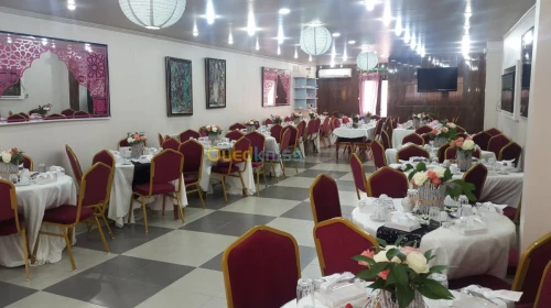 Salle de dîner de fête 