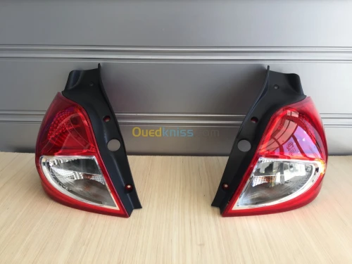 Stop arriere Renault Clio 3