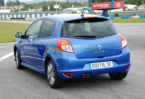 Stop arriere Renault Clio 3