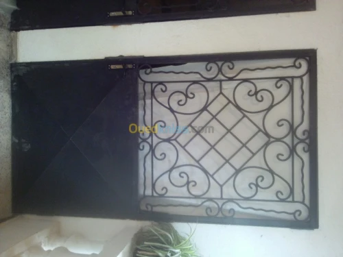 Sérurier métalique