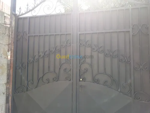 Sérurier métalique