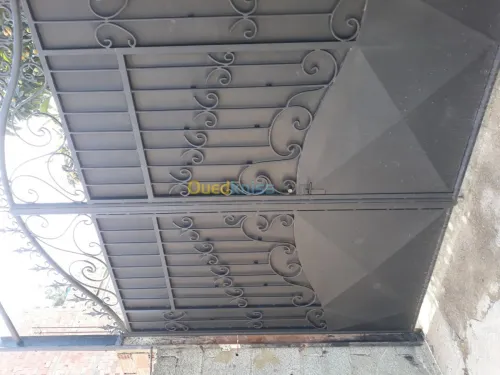 Sérurier métalique