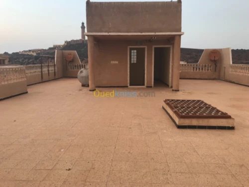 Location Appartement F2 Oran Ain el turck