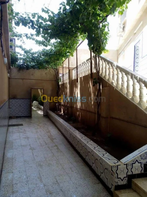 Location Appartement F2 Oran Ain el turck