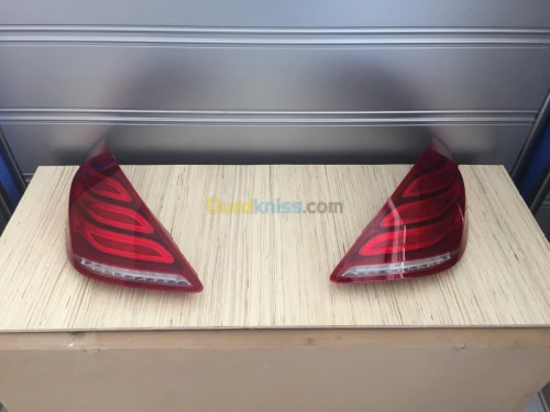 Feu arriere Mercedes Classe S (W222)