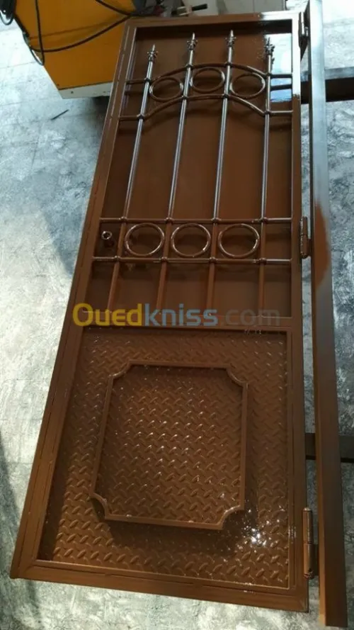 Toute travaux de Serrurier ,fer forgé.