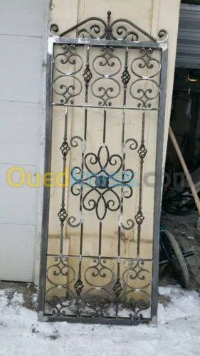 Toute travaux de Serrurier ,fer forgé.