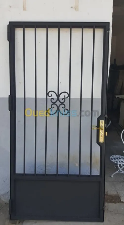 Toute travaux de Serrurier ,fer forgé.