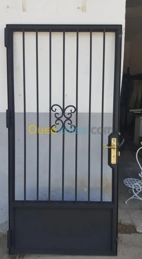 Toute travaux de Serrurier ,fer forgé.