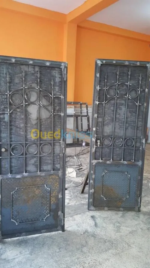 Toute travaux de Serrurier ,fer forgé.