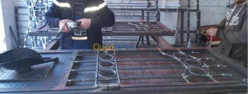 Toute travaux de Serrurier ,fer forgé.