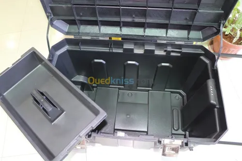 CAISSE A OUTILS / SERVANTE A ROUE 