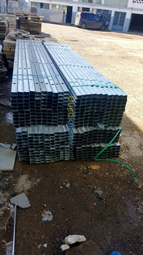 Knauf distribution ba13 hydrofuge vert