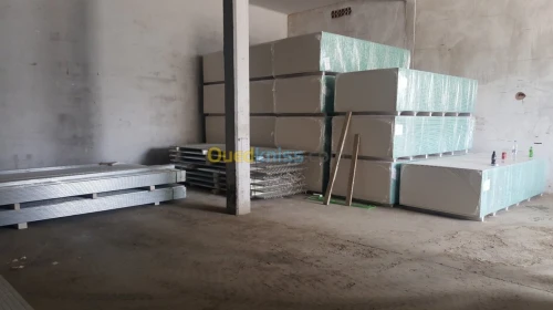 Knauf distribution ba13 hydrofuge vert