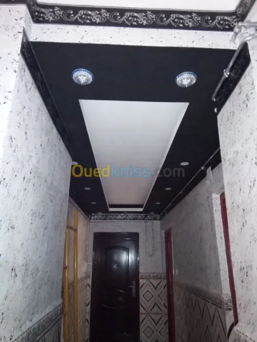 Faux plafond et décoration