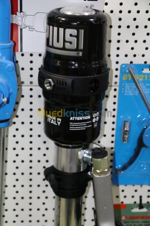 POMPE A L'HUILE/POMPE GASOIL/PISTOLET