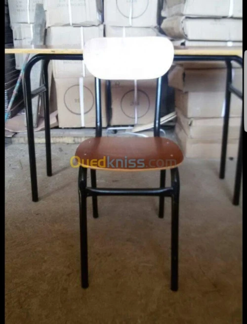 Fabrication chiases et tables scolaire