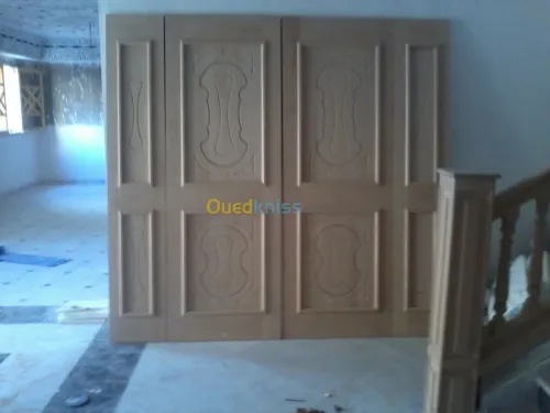 Menuiserie en bois Est