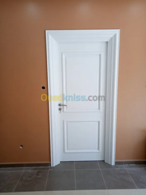 Menuiserie en bois Est
