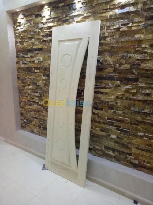 Menuiserie en bois Est