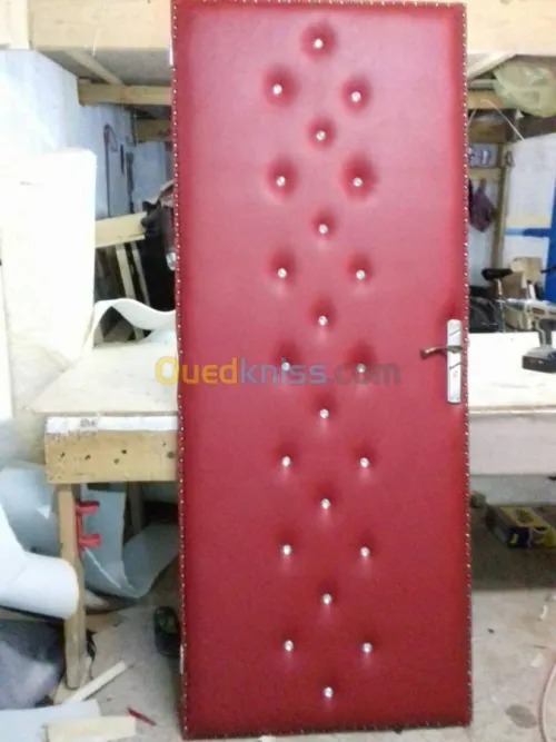 Salons canapés pouf chaise table ..etc