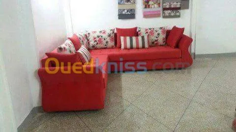 Salons canapés pouf chaise table ..etc