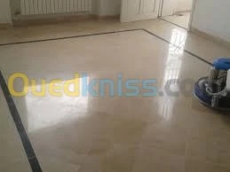 Nettoyage et polissage des carreaux