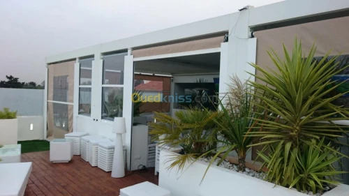 STORE VERANDA PERGOLA 