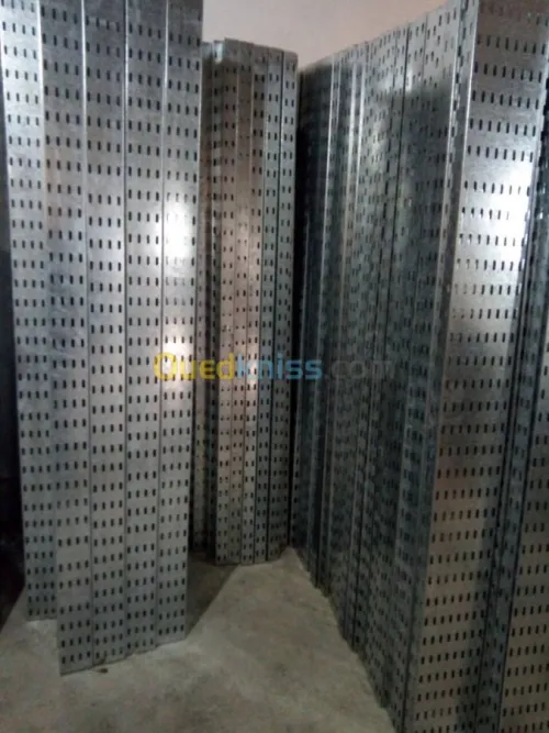 Fabrication chemin câble en Tole 